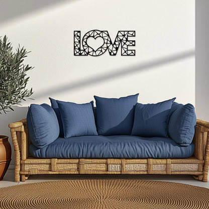 Nápis LOVE - Drevená dekorácia na stenu